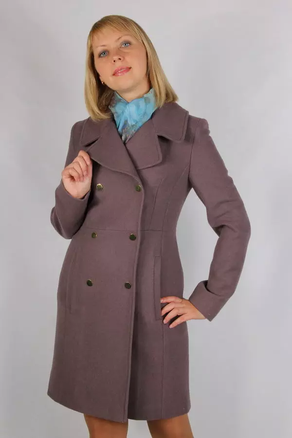 Беттік пальто (103 фото пальто): Пенза зауытындағы шолулар мен шасси 617_39
