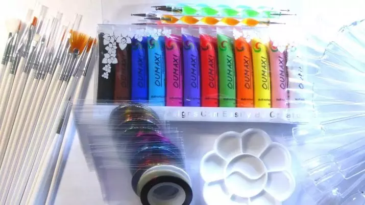 Acrylic کیل پینٹ (11 فوٹو): ان کا استعمال کیسے کریں؟ ایک خوبصورت پینٹنگ کیسے بنانا ہے؟ مینیکیور ڈیزائن کے اختیارات. ناخن پر قدم بہ قدم ہدایات ڈرائنگ 6225_7