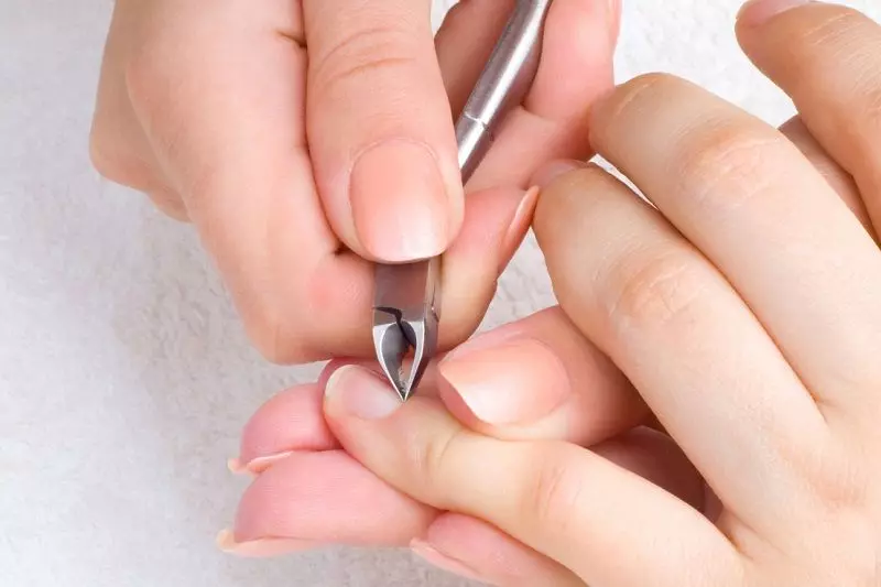 manicure Glossy (31 photos): Pilih pucuk polish. Cara kanggo aplikasi kanggo nutupi? 6227_13