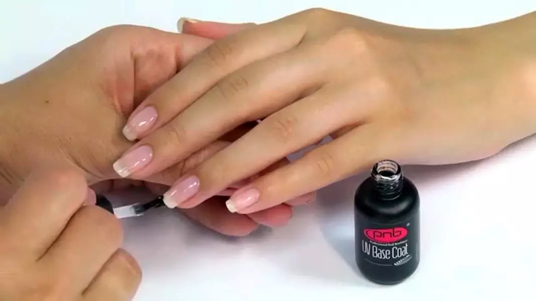 Manicure lucido (31 foto): Seleziona smalto per unghie. Come applicare un rivestimento? 6227_14