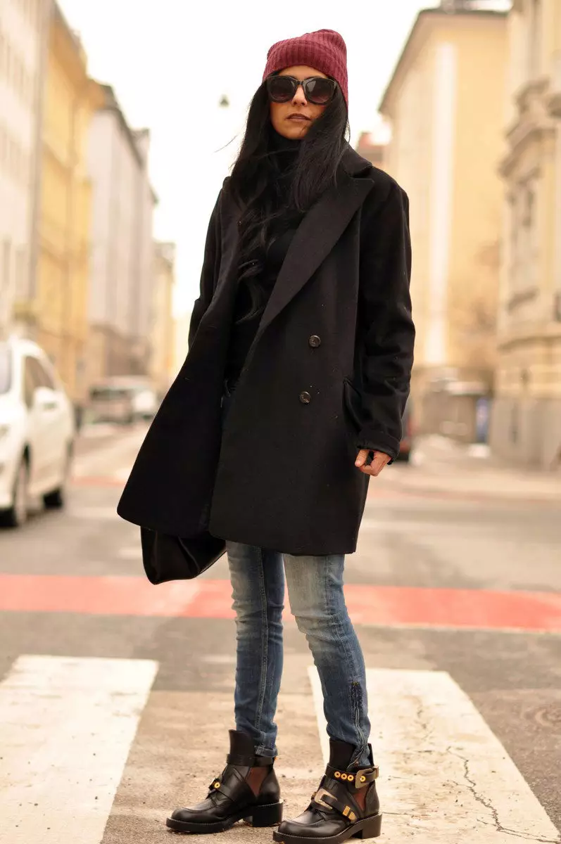 Жіночі пальто весна 2021 (356 фото): від російських виробників, моделі, стилі і фасони, стьобані, короткі, драпові, шкіряні 623_108