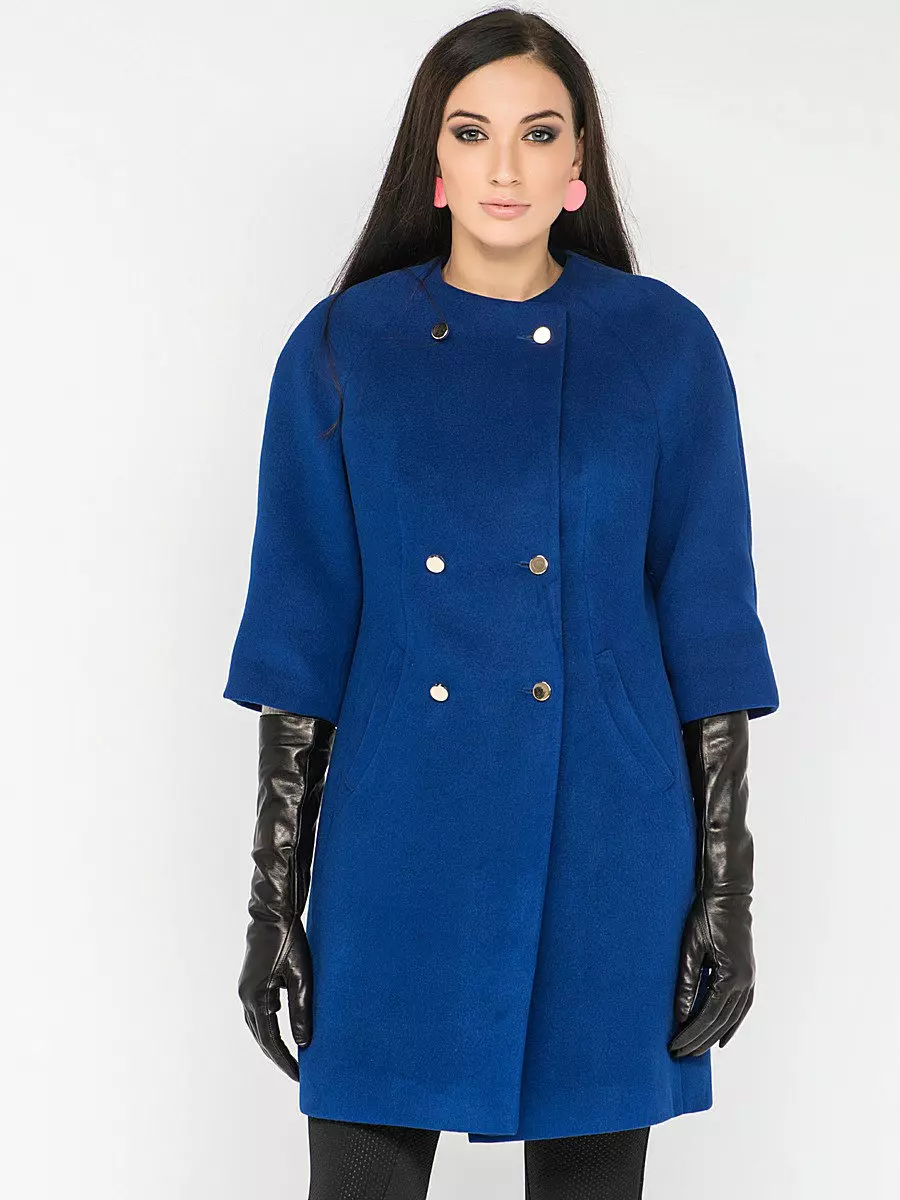 Жіночі пальто весна 2021 (356 фото): від російських виробників, моделі, стилі і фасони, стьобані, короткі, драпові, шкіряні 623_129