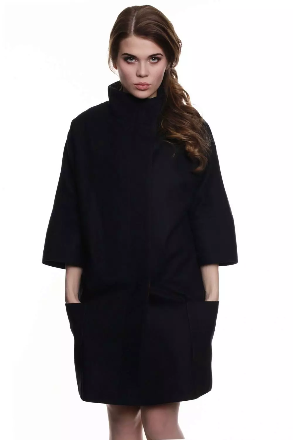 Žena kabát jaro 2021 (356 fotek): od ruských výrobců, modelů, stylů a stylů, prošívaných, krátkých, tlumení, kůže 623_131