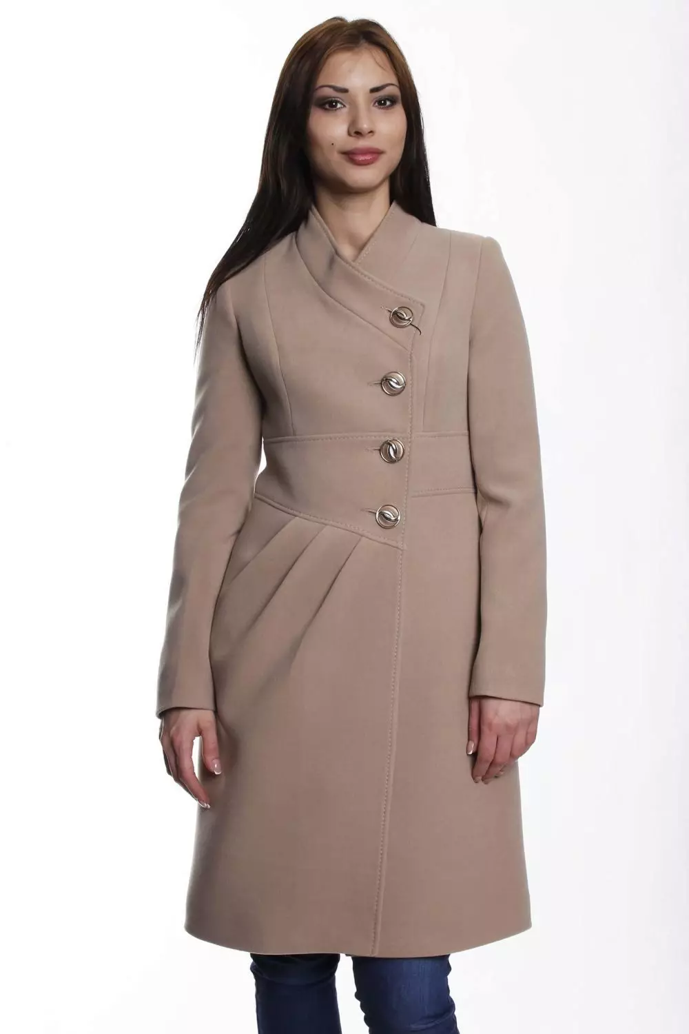 Жіночі пальто весна 2021 (356 фото): від російських виробників, моделі, стилі і фасони, стьобані, короткі, драпові, шкіряні 623_206