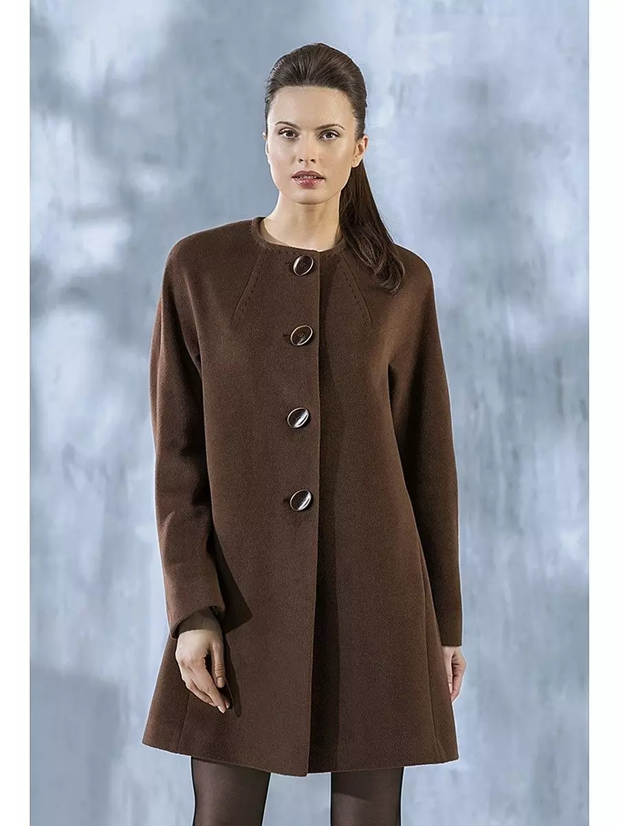 Žena kabát jaro 2021 (356 fotek): od ruských výrobců, modelů, stylů a stylů, prošívaných, krátkých, tlumení, kůže 623_26