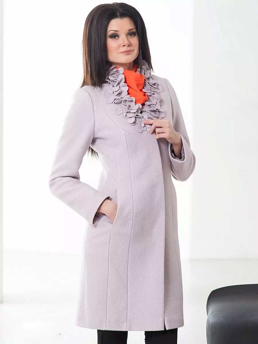 Femme manteau printemps 2021 (356 photos): de fabricants russes, modèles, styles et styles, matelassés, court, amortissement, cuir 623_293