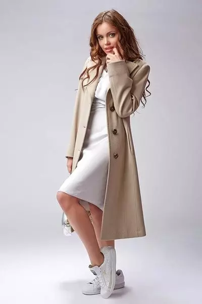 Жіночі пальто весна 2021 (356 фото): від російських виробників, моделі, стилі і фасони, стьобані, короткі, драпові, шкіряні 623_67