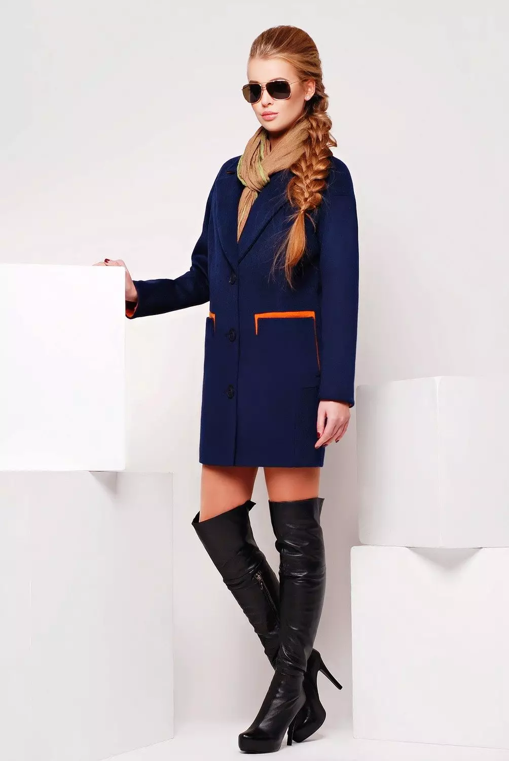 Женски палто Spring 2021 (356 снимки): от руски производители, модели, стилове и стилове, ватирани, къси, амортисьор, кожа 623_88