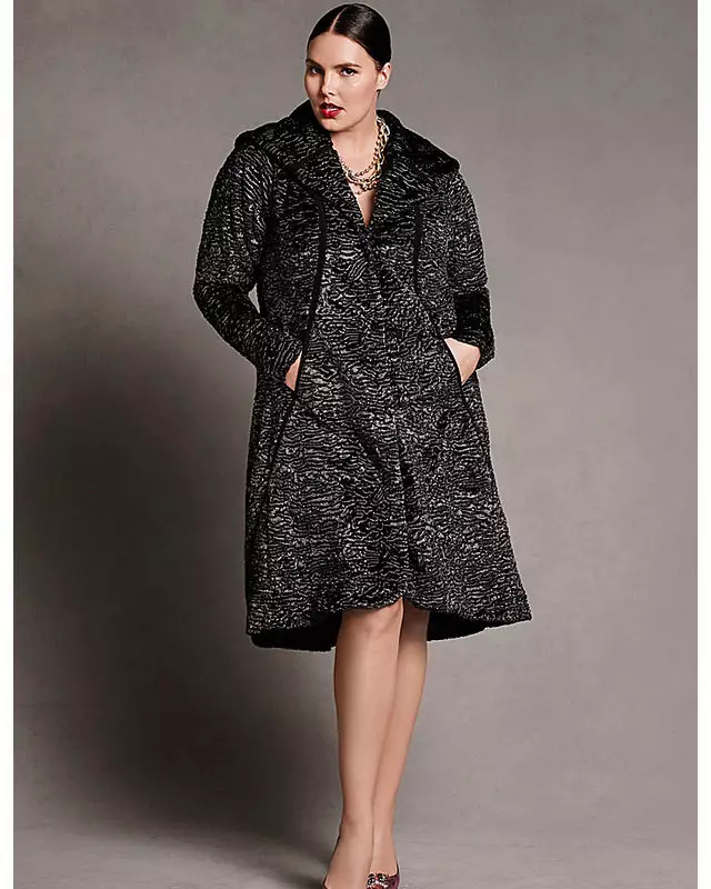 Демісезонні жіночі пальта (322 фото): пальто московських фабрик, моделі 2021-2021, для жінок після 50 років, молодіжні 624_111