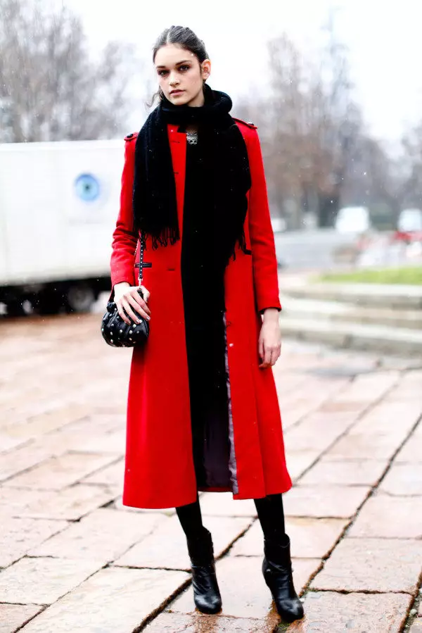 Демісезонні жіночі пальта (322 фото): пальто московських фабрик, моделі 2021-2021, для жінок після 50 років, молодіжні 624_176