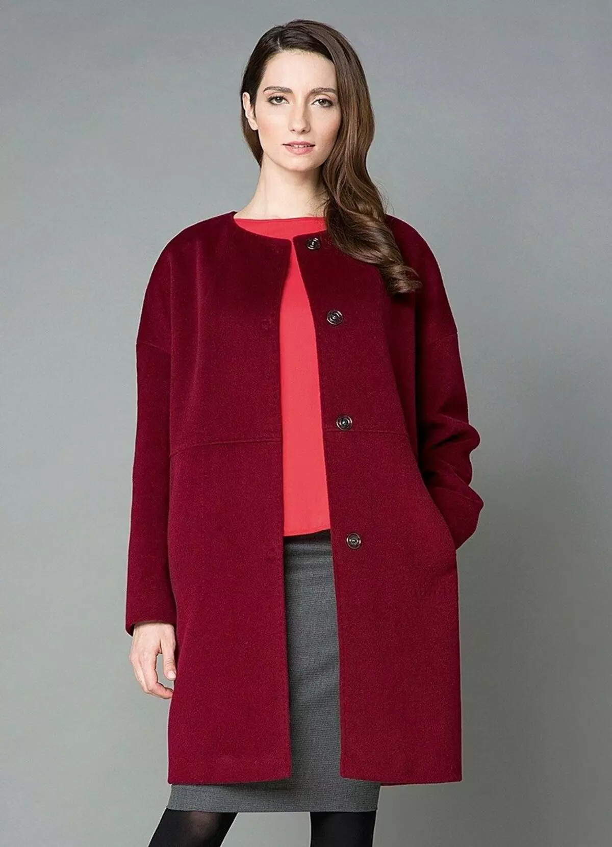 Демісезонні жіночі пальта (322 фото): пальто московських фабрик, моделі 2021-2021, для жінок після 50 років, молодіжні 624_237