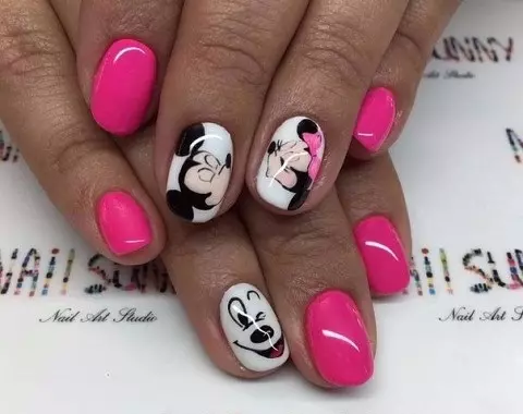 Cartoons ka lipekere e (58 photos): moralo oa qabolang manicure le bahale 