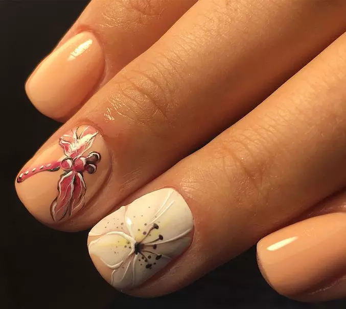 Manicure met insecten (31 foto's): Nagelontwerpideeën, Stylisten Tips 6275_26