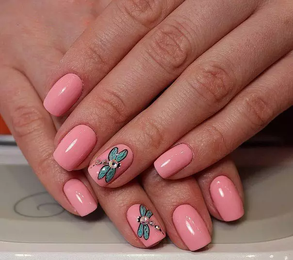 Maniküre mit Insekten (31 Fotos): Nageldesign-Ideen, Stylisten Tipps 6275_3