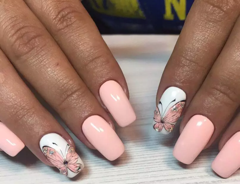 Maniküre mit Insekten (31 Fotos): Nageldesign-Ideen, Stylisten Tipps 6275_9