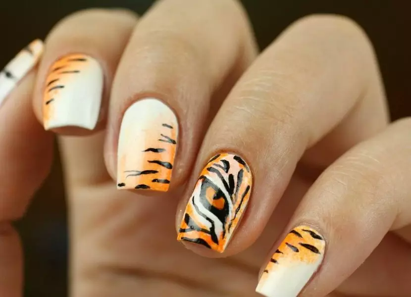 Manicura volumétrica (63 fotos): diseño de uñas con efecto 3D, aplicación de reptiles y otros dibujos 6280_39