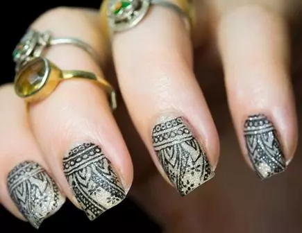 Oriental manicure (34 fotos): nail design yn easterske styl 6302_33
