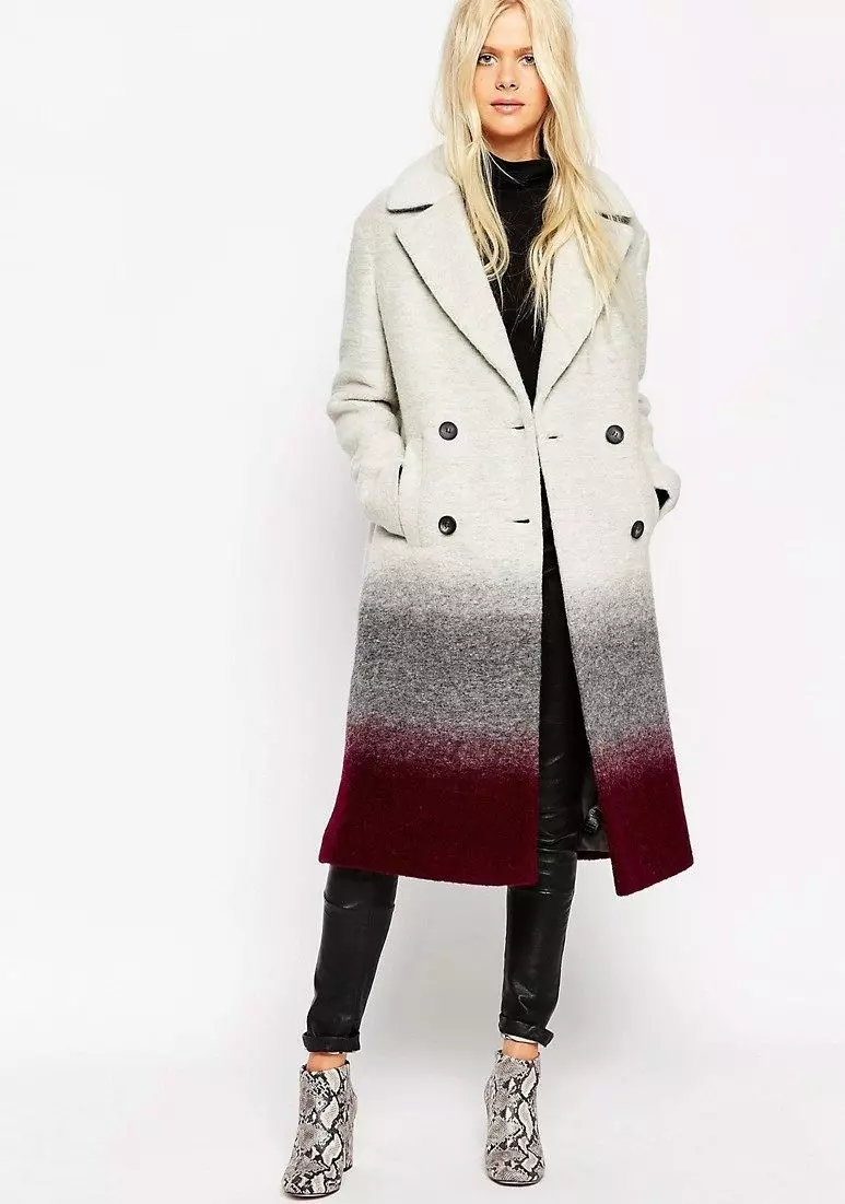 Overseas палто (111 снимки): Какво да се носят палта на безплатни материали Oversize, модели 2021, в клетка, вълнени, сиво, което е 630_13