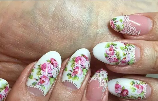 Stickers pane zvipikiri (81 photos): manicure dhizaini mazano, maitiro ekududzira matanda epamba? Maitiro ekushandisa iyo inovhara zvidhinha pazvipikiri zvako? 6334_72