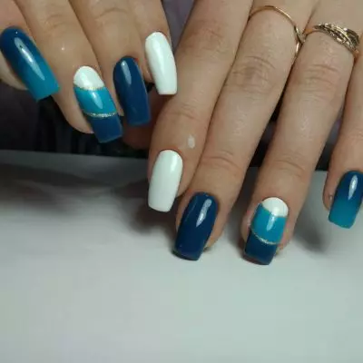 Evening Manicure (46 fotografii): Design frumos de unghii în nuanțe albastre 6363_32