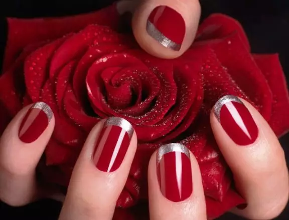 Kvöld manicure (46 myndir): Fallegt nagli hönnun í bláum tónum 6363_8