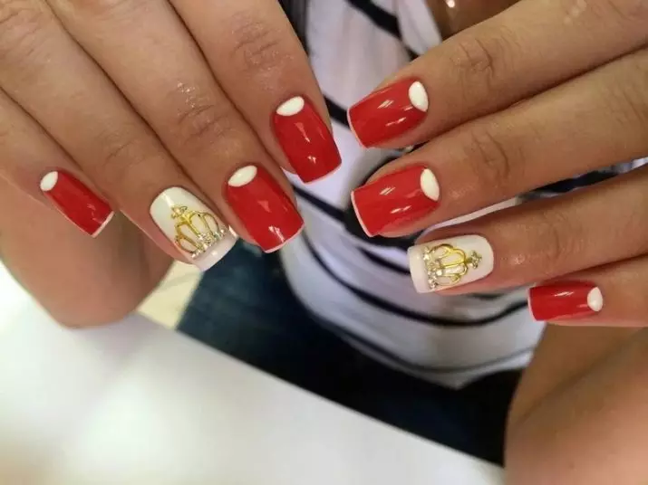 Manicure francese con strass (66 foto): Bellissimo design fritte nere su unghie con pietre, manicure con strass su un anello 6370_61