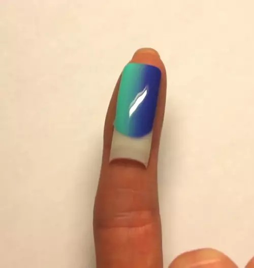 Manicura Ombre (184 fotos): Que é? Como facer un revestimento branco e lixeiro sobre as uñas ao estilo de pincel de Ombre e como se diferencia este efecto do gradiente? 6379_145