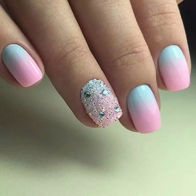 Manicure Ombre (izithombe eziyi-184): Kuyini? Ungawenza kanjani umhlanganisi omhlophe futhi okhanyayo kwizipikili ngesitayela se-ombre ibhulashi futhi kwenzeka kanjani lokhu kuhlungwa ku-gradient? 6379_177