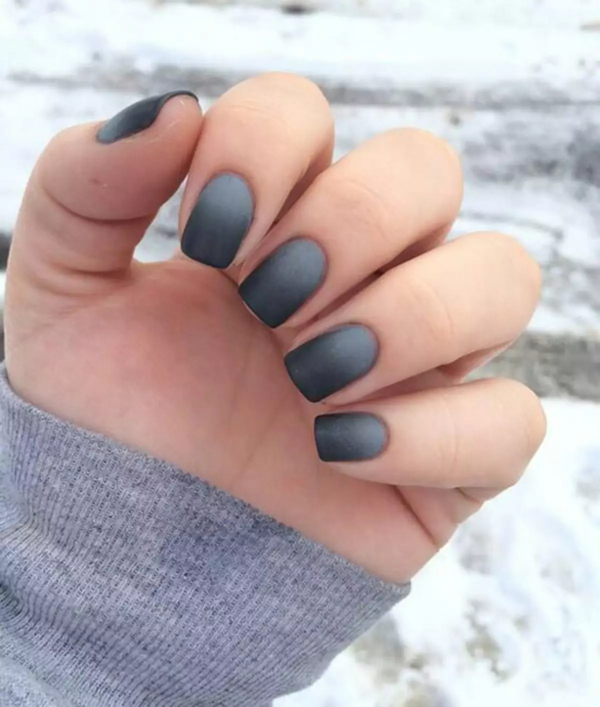 Manicure OMBRE (184 зураг): Энэ юу вэ? Ombre сойз бүхий хэв маягаар хумс дээр цагаан, хөнгөн бүрэх, энэ нөлөө нь градиентээс хэрхэн ялгаатай вэ? 6379_52