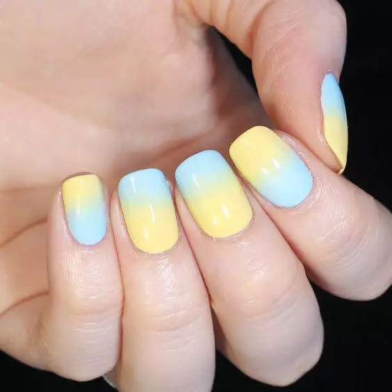 Manicure Ombre (izithombe eziyi-184): Kuyini? Ungawenza kanjani umhlanganisi omhlophe futhi okhanyayo kwizipikili ngesitayela se-ombre ibhulashi futhi kwenzeka kanjani lokhu kuhlungwa ku-gradient? 6379_70