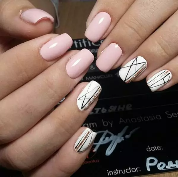 Manicure la 1an de septembro (53 fotoj): Najlo-dezajno por la unua alvoko en 6, 7 kaj 8a grado 6381_41