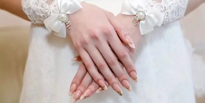 Kab tshoob Manicure (140 daim duab): Kev tsim nyog tsim rau cov ntsia hlau luv luv ntawm tus nkauj nyab rau lub cev tshoob, cov tswv yim zoo nkauj manicure rau cov qhua 6385_58