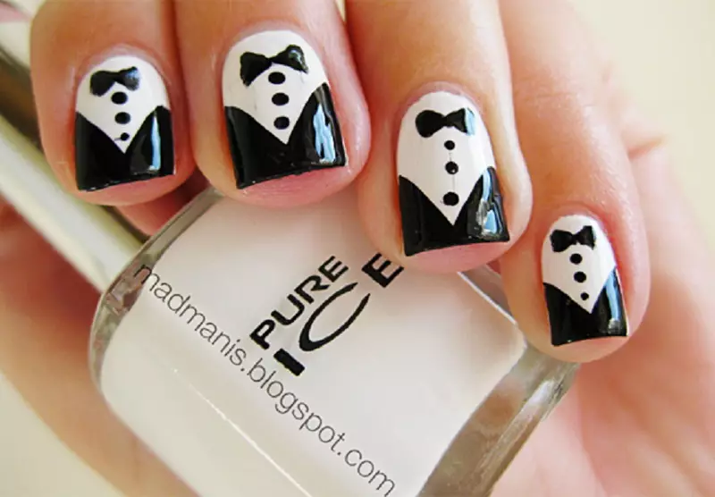 Manicure Funny (67 Foto): Reka Bentuk Nail Funny, Lukisan Funny pada Kuku dengan Jokes 6408_34