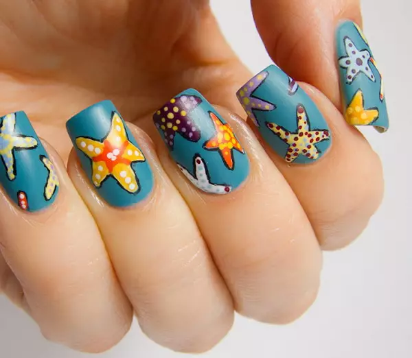 Snaaks manicure (67 foto's) Snaaks spyker ontwerp, snaaks tekeninge op naels met grappies 6408_46