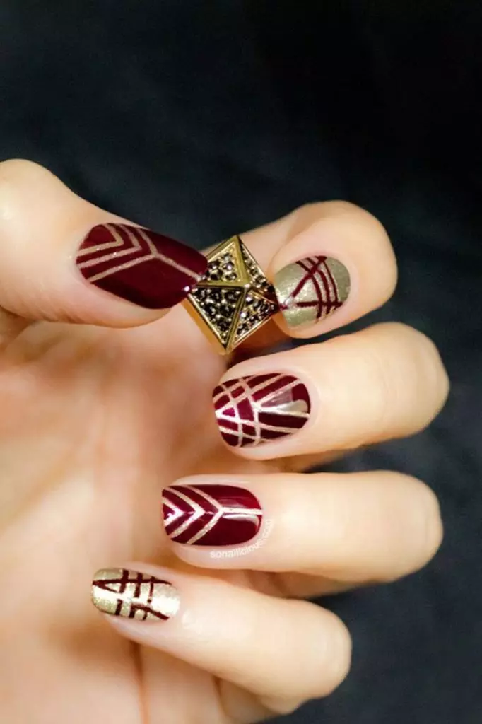 Манікюр на День Народження (55 фото): ідеї супер красивого дизайну нігтів 6417_29