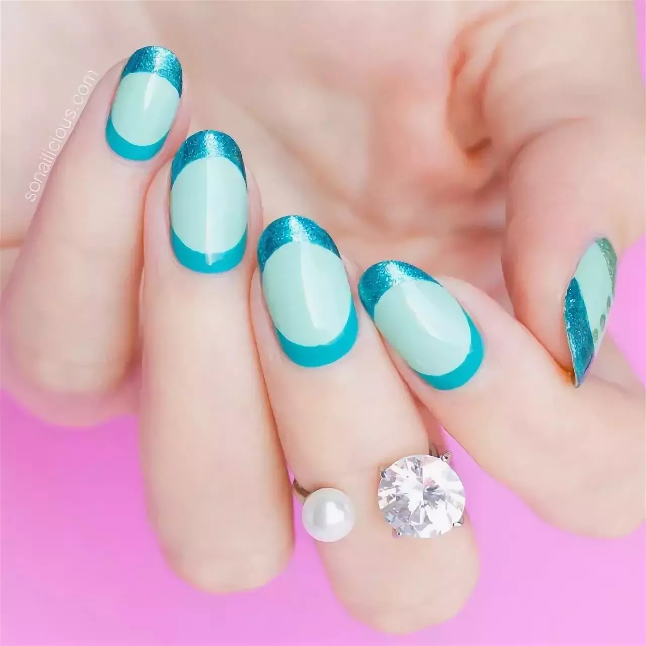 Manicure Ruthfian (31 duab): Yuav ua li cas yog nws? Nta ntawm tus ntsia thawv tsim 6433_4