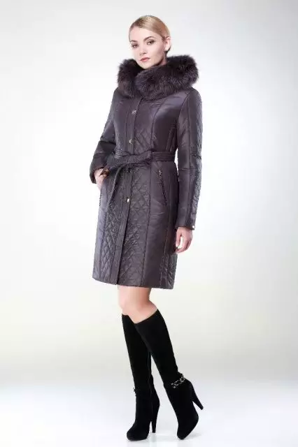 Téli női kabát (384 fotók): divatos 2021 a sintepsumon, kapucnis, ifjúság, gyapjú, terhes, kabát 643_113