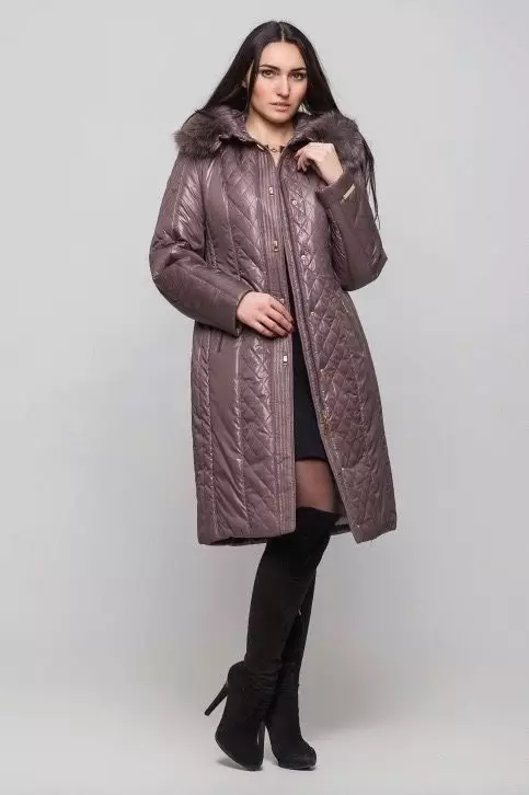 Winter Women's Coat (384 mga larawan): Fashionable 2021 sa sintepsum, hooded, kabataan, lana, para sa buntis, amerikana pababa 643_114