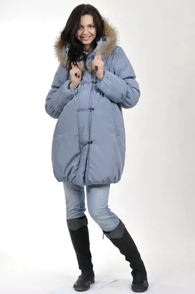 Winter Women's Coat (384 mga larawan): Fashionable 2021 sa sintepsum, hooded, kabataan, lana, para sa buntis, amerikana pababa 643_129