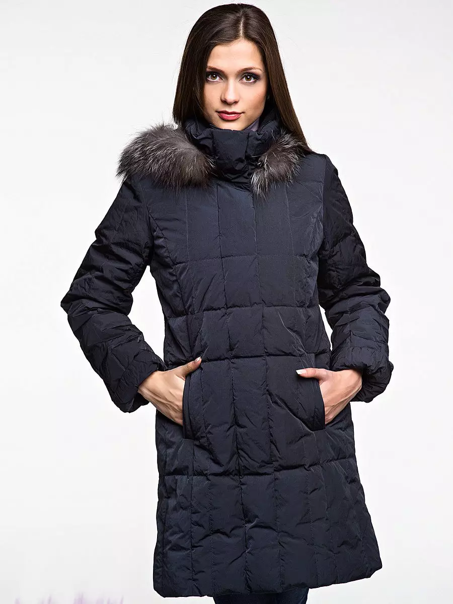 Téli női kabát (384 fotók): divatos 2021 a sintepsumon, kapucnis, ifjúság, gyapjú, terhes, kabát 643_156