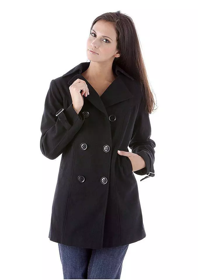 Téli női kabát (384 fotók): divatos 2021 a sintepsumon, kapucnis, ifjúság, gyapjú, terhes, kabát 643_175