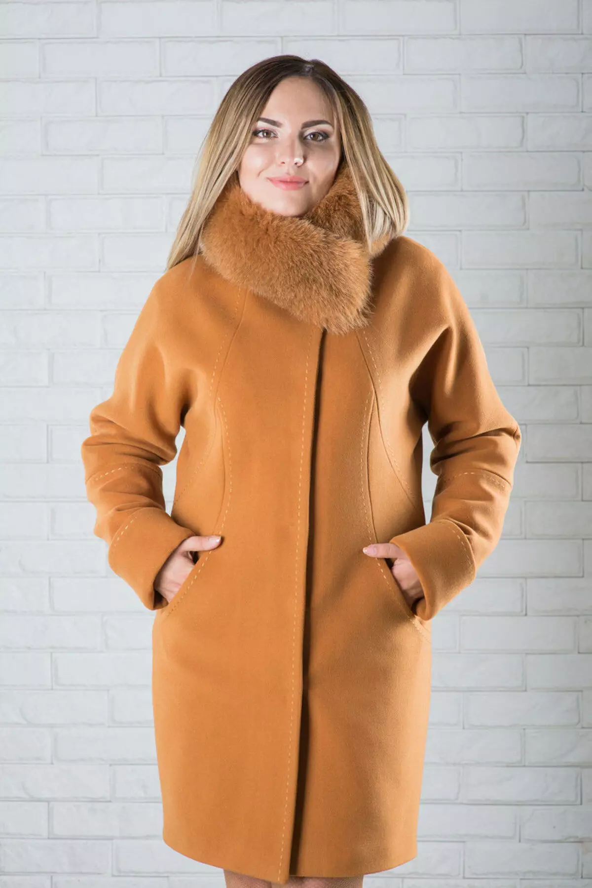 Winter Women's Coat (384 mga larawan): Fashionable 2021 sa sintepsum, hooded, kabataan, lana, para sa buntis, amerikana pababa 643_221
