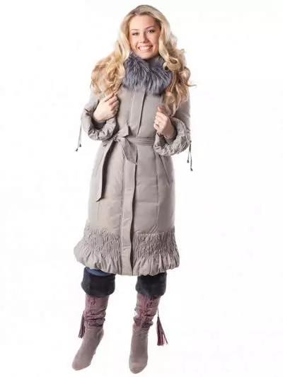 Shtresë e grave të dimrit (384 foto): modë 2021 në Sintepsum, me kapuç, të rinjtë, leshi, për shtatzëninë, mbulon 643_276