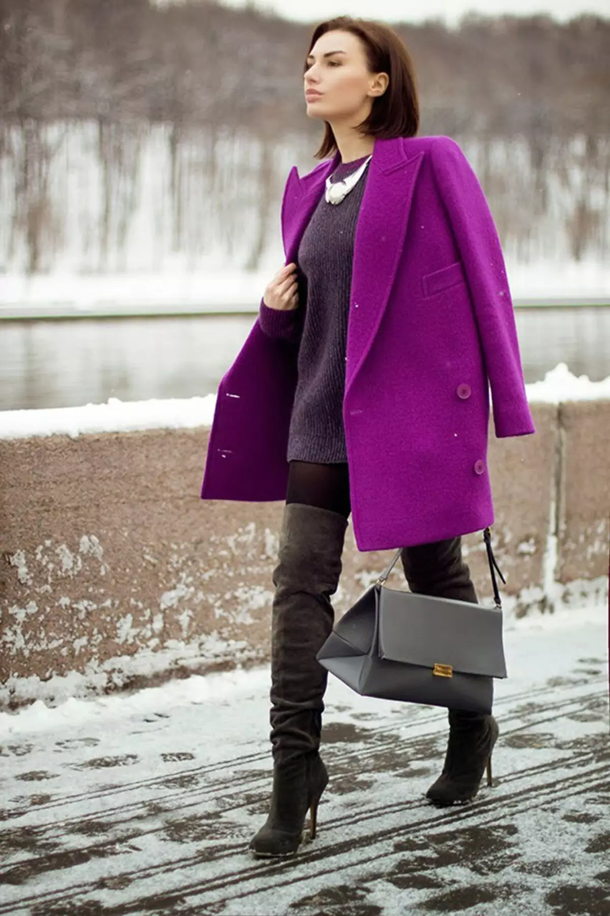 Winter Women's Coat (384 mga larawan): Fashionable 2021 sa sintepsum, hooded, kabataan, lana, para sa buntis, amerikana pababa 643_343