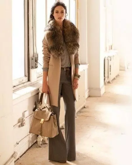 Winter Women's Coat (384 mga larawan): Fashionable 2021 sa sintepsum, hooded, kabataan, lana, para sa buntis, amerikana pababa 643_365