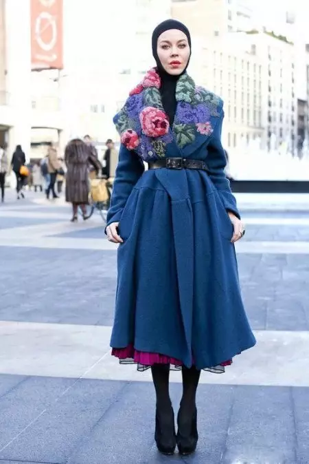 Winter Women's Coat (384 mga larawan): Fashionable 2021 sa sintepsum, hooded, kabataan, lana, para sa buntis, amerikana pababa 643_379