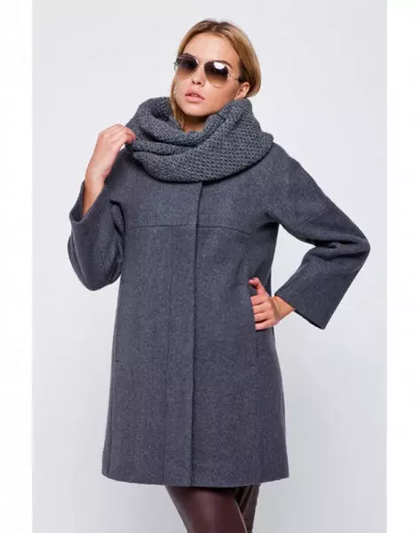 Téli női kabát (384 fotók): divatos 2021 a sintepsumon, kapucnis, ifjúság, gyapjú, terhes, kabát 643_45