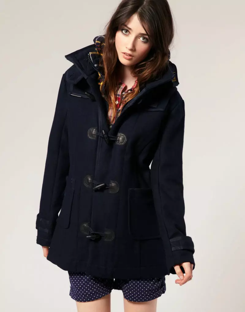Winter Women's Coat (384 mga larawan): Fashionable 2021 sa sintepsum, hooded, kabataan, lana, para sa buntis, amerikana pababa 643_72