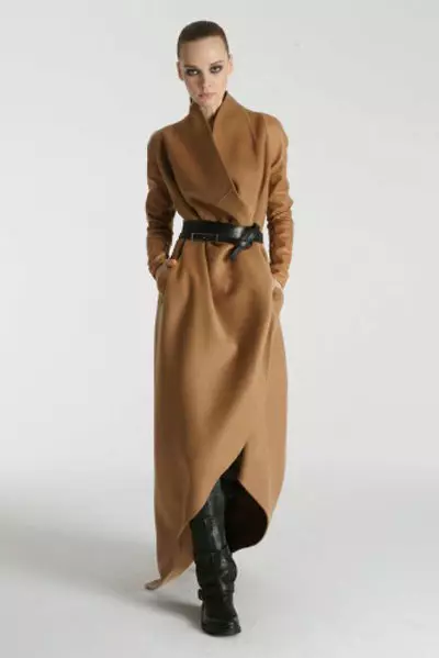 Winter Women's Coat (384 mga larawan): Fashionable 2021 sa sintepsum, hooded, kabataan, lana, para sa buntis, amerikana pababa 643_84