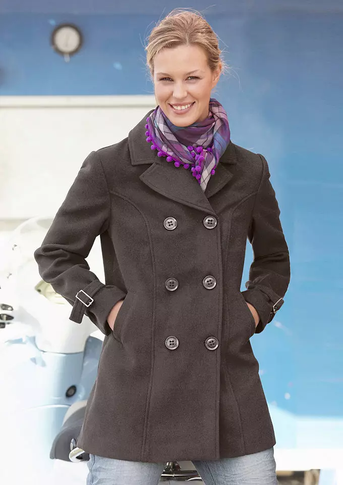 Winter Women's Coat (384 mga larawan): Fashionable 2021 sa sintepsum, hooded, kabataan, lana, para sa buntis, amerikana pababa 643_94